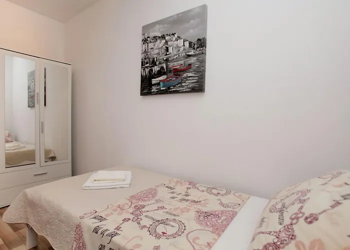 Holiday home Gemuetliches Anamarija By Interhome *