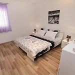 Casa de Férias Gemuetliches Anamarija By Interhome